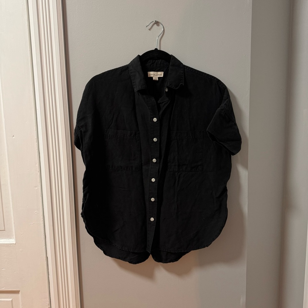 Tradlands Black Short-Sleeve Box Top